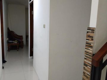 DIJUAL CEPAT! Rumah + Gudang dengan SHM di Pondok Kopi Duren Sawit - Jakarta Timur