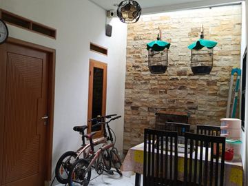 Dijual Cepat siap huni Rumah 1 lantai di perumahan Ameyliza cipayung Depok