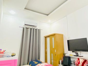 Dijual Cepat siap huni Rumah 1 lantai di perumahan Ameyliza cipayung Depok