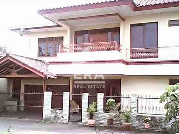 RUMAH LUAS DAN SIAP HUNI LOKASI DUREN SAWIT JAKARTA TIMUR