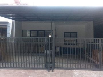 Dijual! Rumah Asri dengan SHM di Palem Indah Pondok - Jakarta Timur