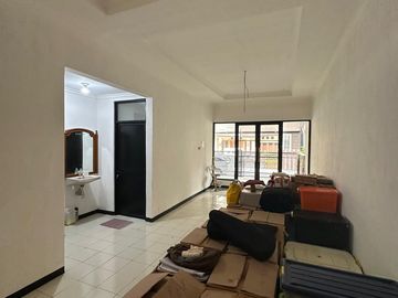 Dijual! Rumah Asri dengan SHM di Palem Indah Pondok - Jakarta Timur