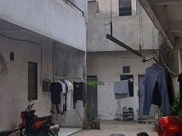 Dijual Ruko 9 Pintu dan Kos-kosan 80 Kamar dekat dengan SGC