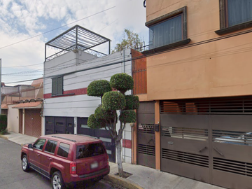 Casa en venta en Nte. 19, Nueva Vallejo I Secc, Gustavo A. Madero, Ciudad de México, CDMX