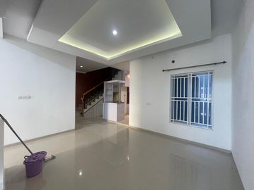 Dijual Rumah Taman Dutamas Cluster California, Batam Kota