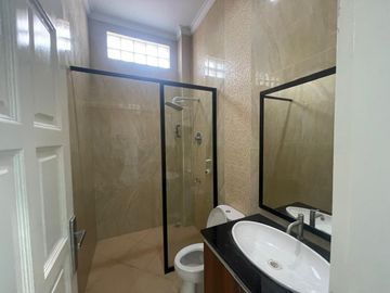 Dijual Rumah Taman Dutamas Cluster California, Batam Kota