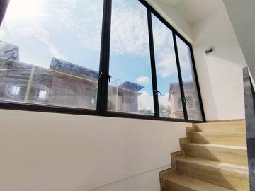 Dijual Rumah The Icon Central, Batam Centre