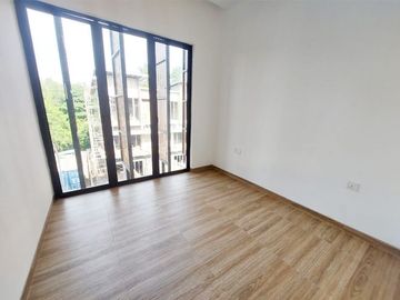 Dijual Rumah The Icon Central, Batam Centre