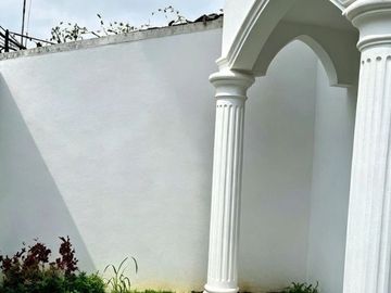 DIJUAL RUMAH 2 LANTAI BALI MESTER, KAMPUNG MELAYU, JATINEGARA JAKARTA TIMUR