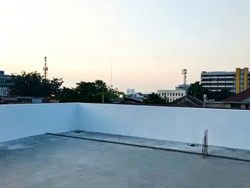 RUMAH 2 LANTAI STRATEGIS 7 KAMAR DI BIDARA CINA JATINEGARA