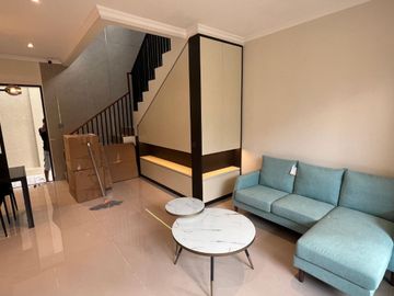 Disewakan Rumah Full Furnish Tipe Hoek Premium