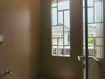 Disewakan rumah 2 lt, Cluster Malibu, Gading Serpong, Tangerang, dekat ruko Aniva