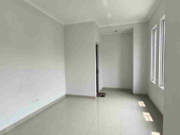Disewakan rumah 2 lt, Cluster Malibu, Gading Serpong, Tangerang, dekat ruko Aniva