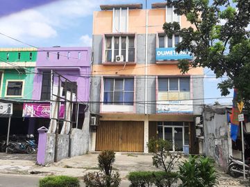 DISEWAKAN RUKO BAGUS MURAH 3.5 LANTAI DEKAT JL MARGONDA DEPOK (DUMET SCHOOL)