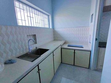 Rumah Mewah Baru 3lt di Tengah Kota Solo