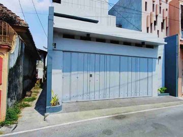 Rumah Mewah Baru 3lt di Tengah Kota Solo