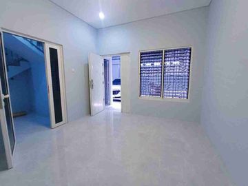 Rumah Mewah Baru 3lt di Tengah Kota Solo