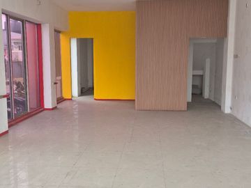 Ruko Pojok Deminimalis 7-3lt, strategis, ramai di Jl Pramuka, Sepanjang Jaya,Rawalumbu Bekasi