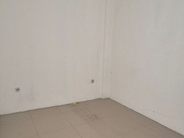 Ruko Pojok Deminimalis 7-3lt, strategis, ramai di Jl Pramuka, Sepanjang Jaya,Rawalumbu Bekasi