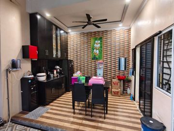 Dijual Cepat Rumah 2,5 Lantai di Legenda Bali, Batam Center