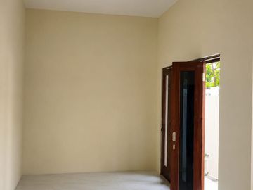 RUMAH SIAP HUNI DLM KOMPLEK PALEM JAKAMULYA BEKASI SELATAN (NEMPEL GALAXY)
