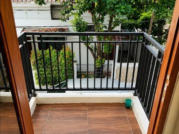 RUMAH SIAP HUNI DLM KOMPLEK PALEM JAKAMULYA BEKASI SELATAN (NEMPEL GALAXY)
