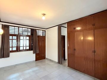 RUMAH SIAP HUNI DI BENDI TANAH KUSIR KEBAYORAN LAMA JAKSEL DIJJUAL