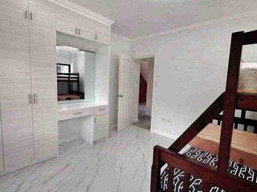 6 bedroom House and Lot for Sale in Baguio City (Richview Square) Fully Furnished w/ 3 car port