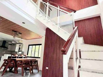 6 bedroom House and Lot for Sale in Baguio City (Richview Square) Fully Furnished w/ 3 car port