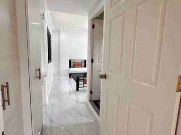 6 bedroom House and Lot for Sale in Baguio City (Richview Square) Fully Furnished w/ 3 car port