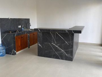 Villa 2 Lantai Semi Furnished Disewakan, di Seminyak