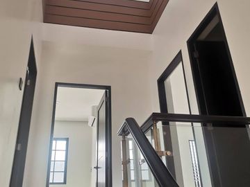 For Sale 2 Storey House & Lot in Tres Marias Village Deparo, North Caloocan. KSA
