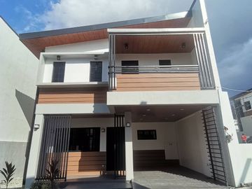 For Sale 2 Storey House & Lot in Tres Marias Village Deparo, North Caloocan. KSA