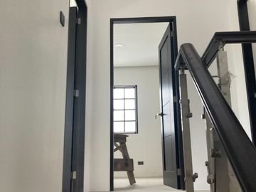 For Sale 2 Storey House & Lot in Tres Marias Village Deparo, North Caloocan. KSA
