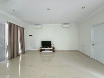 Disewakan Rumah Vivaldi Symphonia Summarecon Serpong