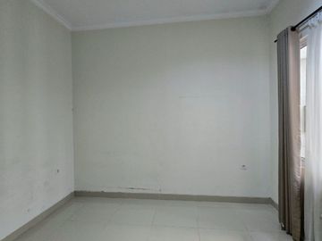 Disewakan Rumah Vivaldi Symphonia Summarecon Serpong