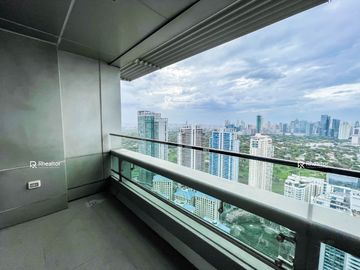 Horizon Homes 3BR Condo for Rent with Storage in BGC Taguig City
