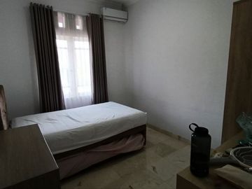 Villa Eksklusif 4 Kamar Tidur Dijual di Kerobokan Kelod Area