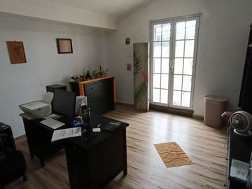 Villa Eksklusif 4 Kamar Tidur Dijual di Kerobokan Kelod Area
