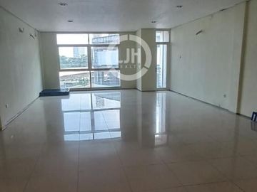 Dijual Ruko Gandeng di Kirana Boutique Office Kelapa Gading Jakarta Utara