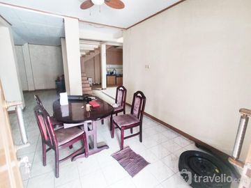 Rumah Luas dan Strategis di Pondok Pekayon Indah Bekasi