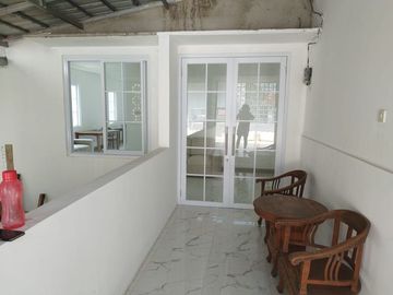 Disewakan rumah semi apart. diarea aman dan asri