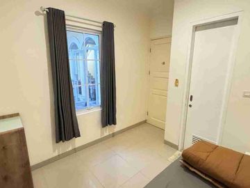 DISEWAKAN RUMAH FULL FURNISHED ALICANTE GADING SERPONG TANGERANG