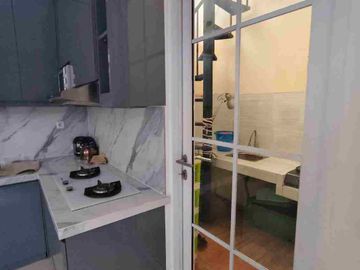 DISEWAKAN RUMAH FULL FURNISHED ALICANTE GADING SERPONG TANGERANG