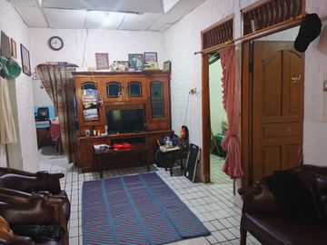 Rumah Strategis Dekat Sekolah, Mall, RS di Kelapa Gading, Jakarta Utara - SHM