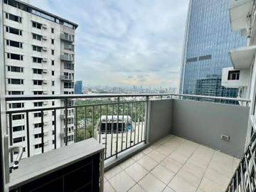 FOR SALE| Condo Fully Furnished at  LERATO TOWER 3 – MAKATI