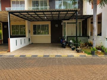 Rumah Premium Tropical Garden Grand Galaxy City – Semi Furnished, 4+1 KT