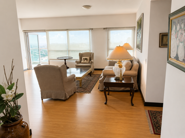 Fully Furnished 141 sqm Condo for Sale in Makati City, The Residences atr Greenbelt
