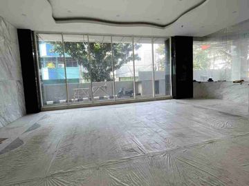 DI JUAL GEDUNG BARU UNTUK HOTEL..
 Gatot subroto 
Jakarta selatan