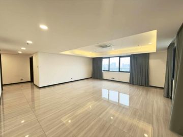 FOR RENT | LUXURIOUS 4-BEDROOM SKYLINE UNIT – ONE BALETE, QUEZON CITY